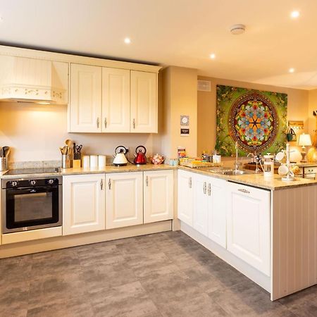 Hotel Aloha House Killorglin Exteriér fotografie